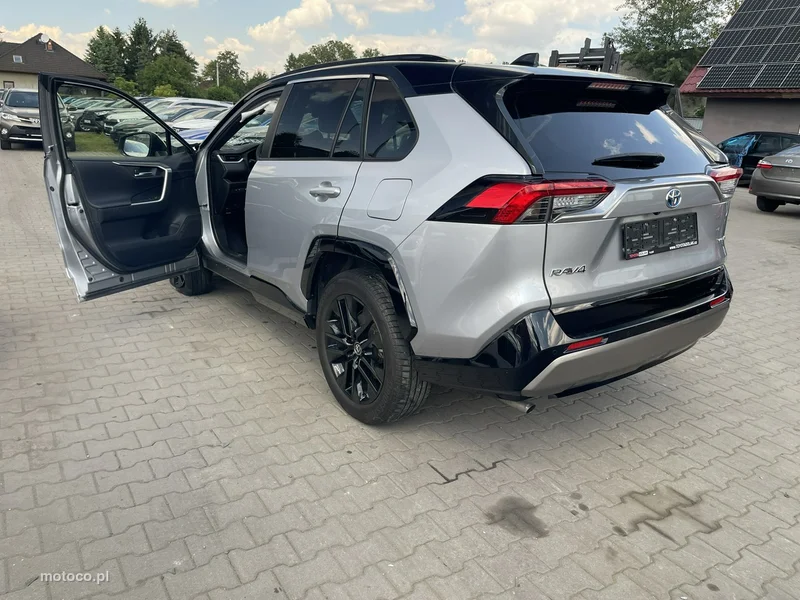 Toyota RAV 4 XA50 8