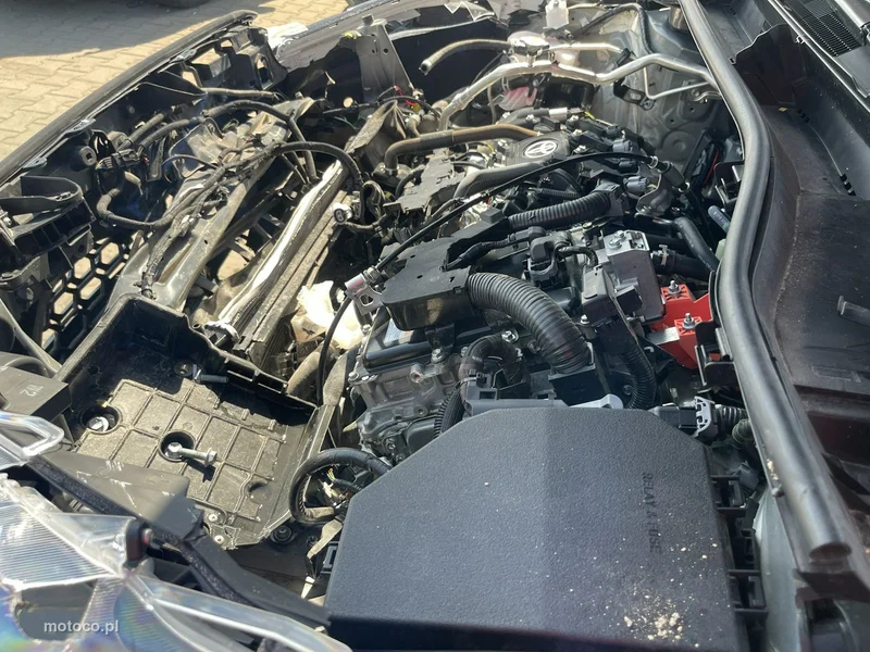 Toyota Corolla Cross 13