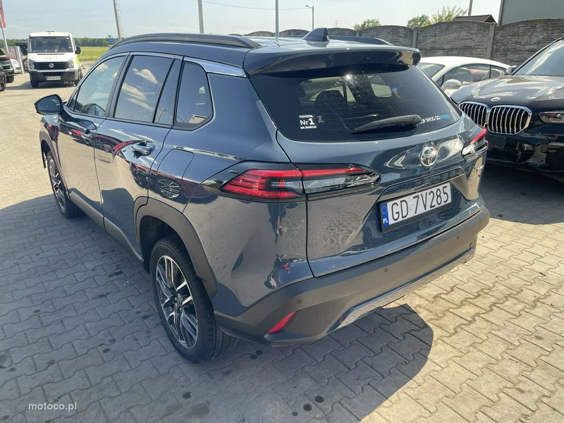 Toyota Corolla Cross 6