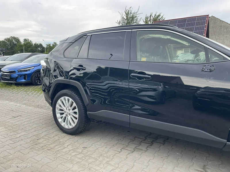 Toyota RAV 4 XA50 5