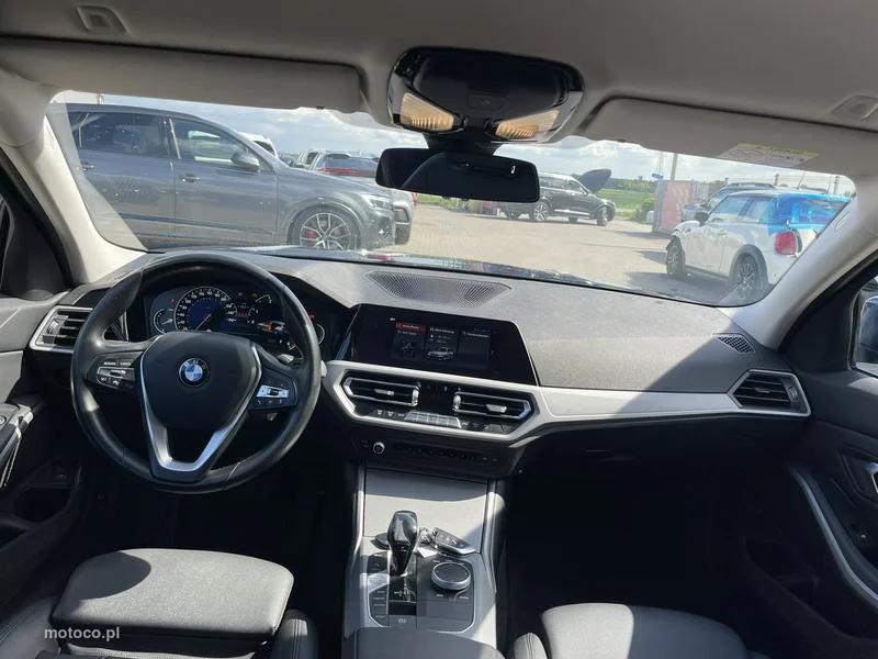 BMW Seria 3 G20 318 10