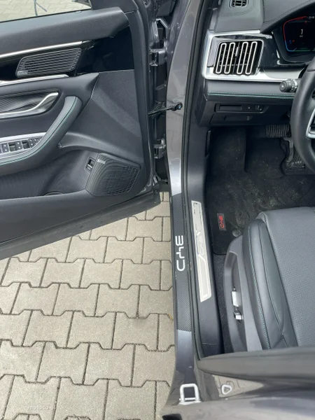 BYD SEAL U 7