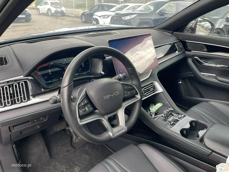 BYD SEAL U 10