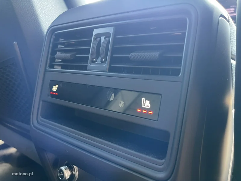 Porsche Cayenne 9YA Cayenne S 13