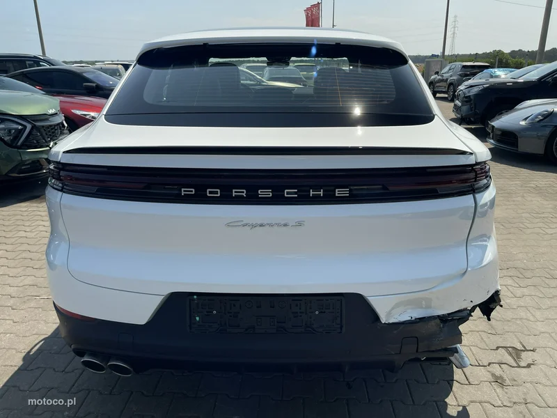 Porsche Cayenne 9YA Cayenne S 7