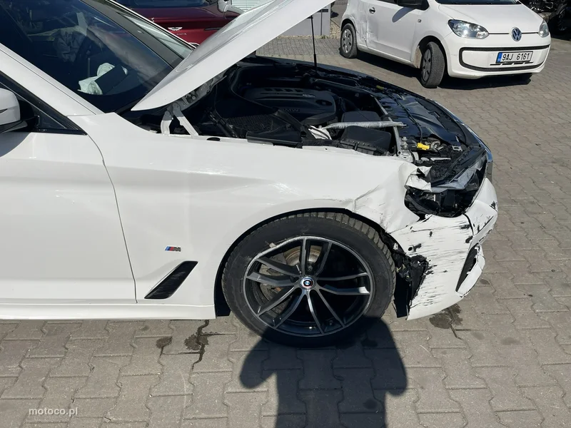 BMW Seria 5 G30 520 5