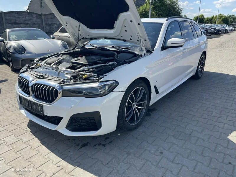 BMW Seria 5 G30 520 7