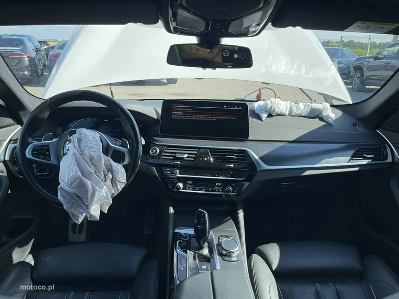 BMW Seria 5 G30 520 9