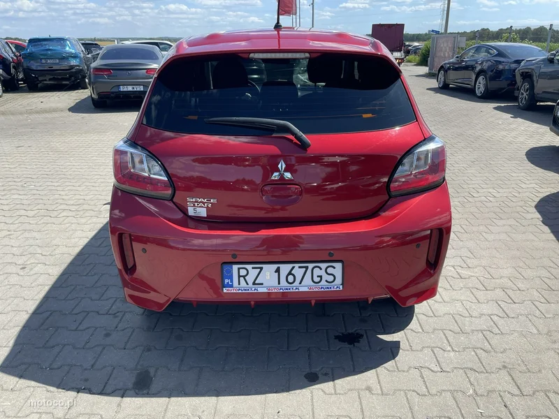 Mitsubishi Space Star 9
