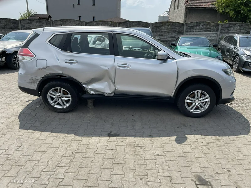 Nissan X-Trail 5