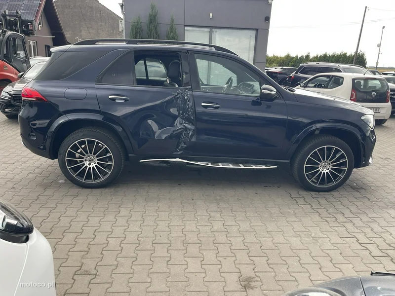 Mercedes-Benz GLE W167 GLE 400 2
