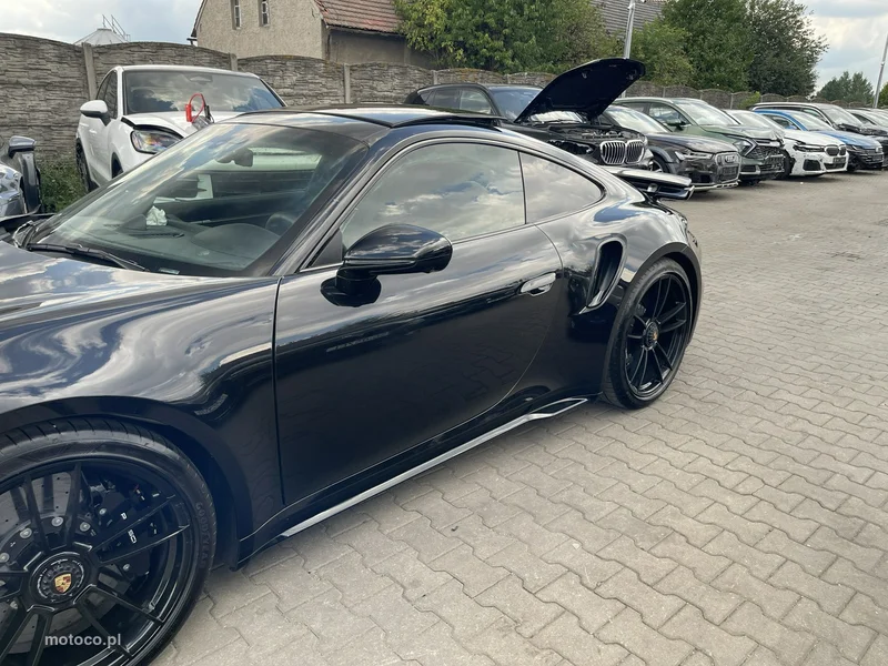 Porsche 911 992 11