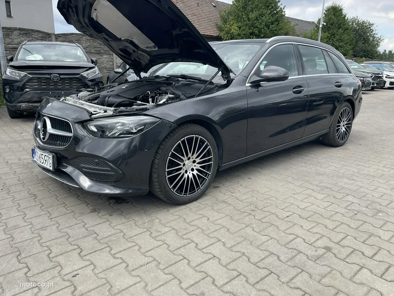 Mercedes-Benz Klasa C W206 C 200 2