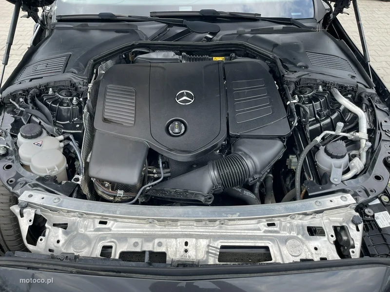Mercedes-Benz Klasa C W206 C 200 14