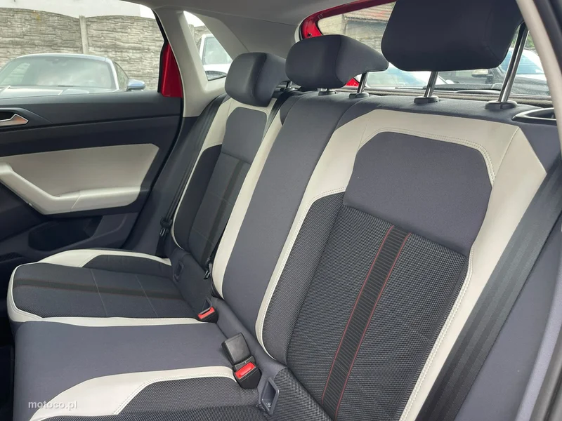 Volkswagen Polo VI AW 13