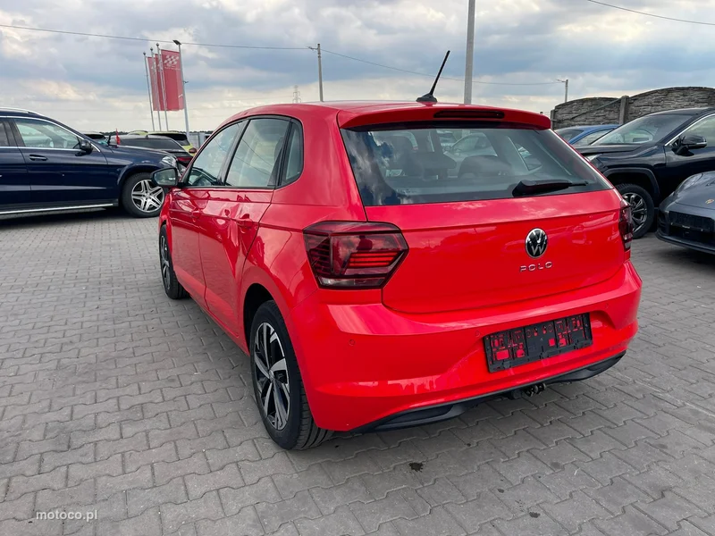 Volkswagen Polo VI AW 4