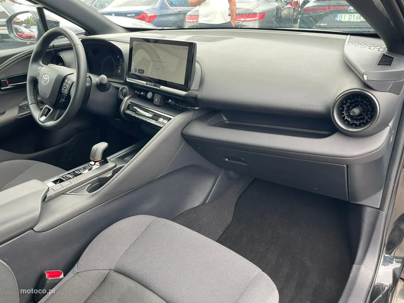 Toyota C-HR II 11