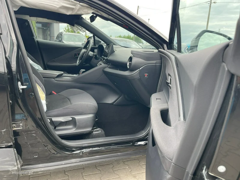 Toyota C-HR II 6