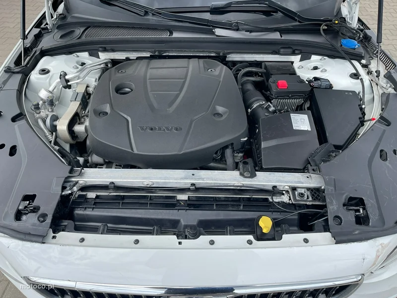 Volvo V90 Cross Country 17