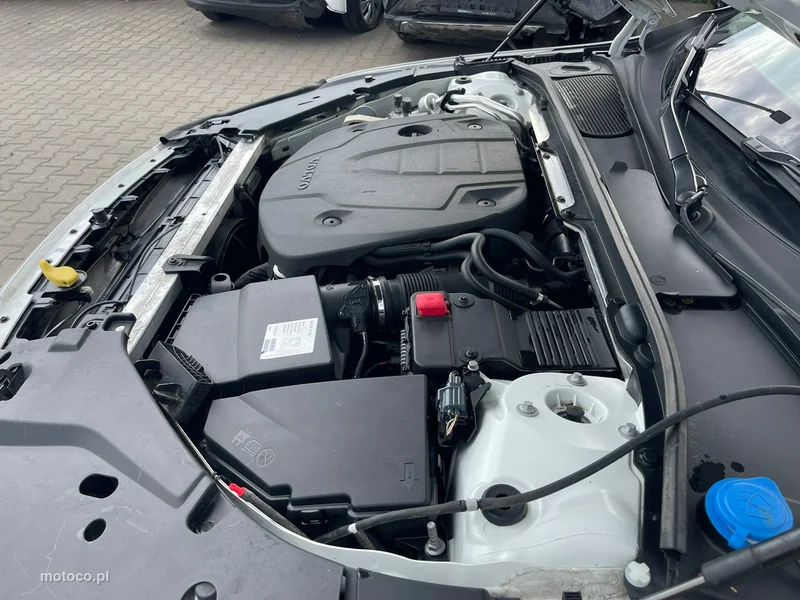 Volvo V90 Cross Country 19