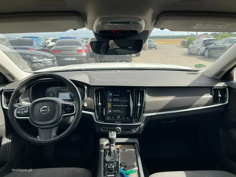 Volvo V90 Cross Country 10