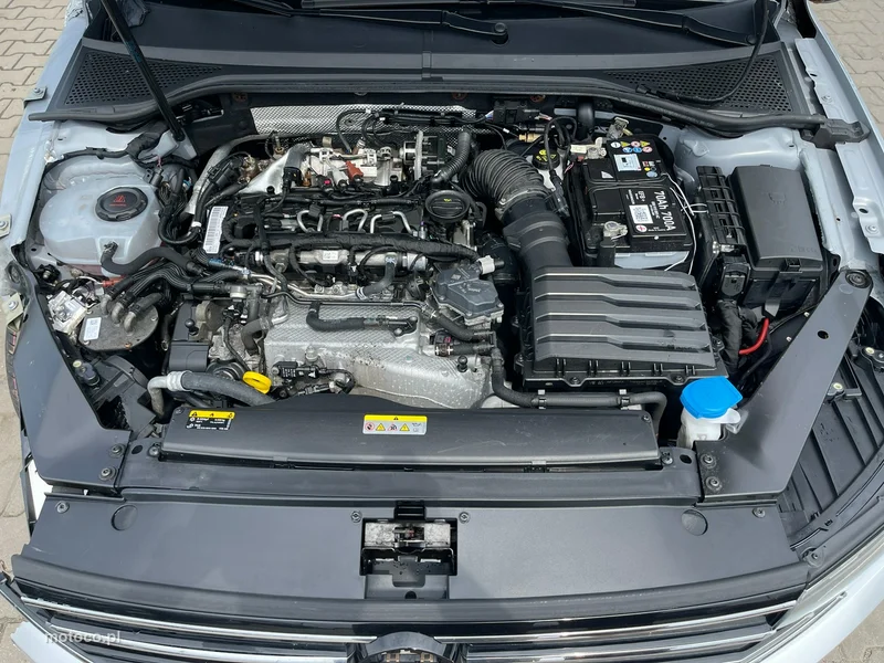 Volkswagen Passat Variant B8 17