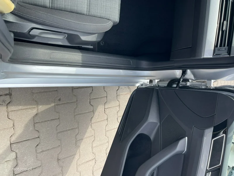 Volkswagen Passat Variant B8 6