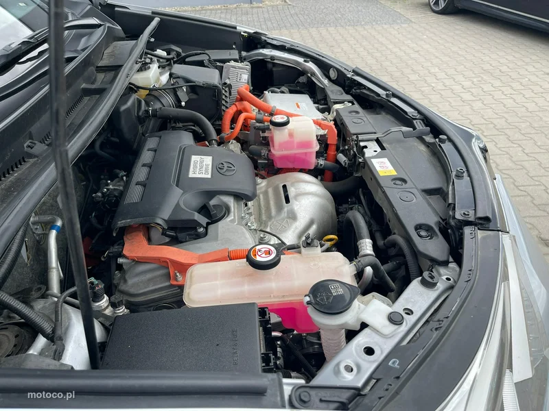 Toyota RAV 4 XA40 15