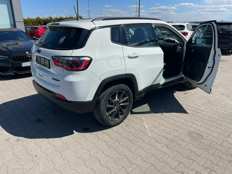 Jeep Compass 5
