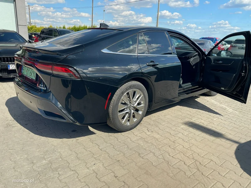 Toyota Mirai 6
