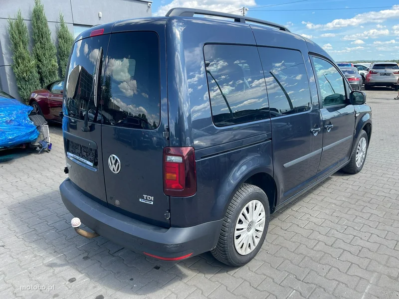 Volkswagen Caddy IV 3