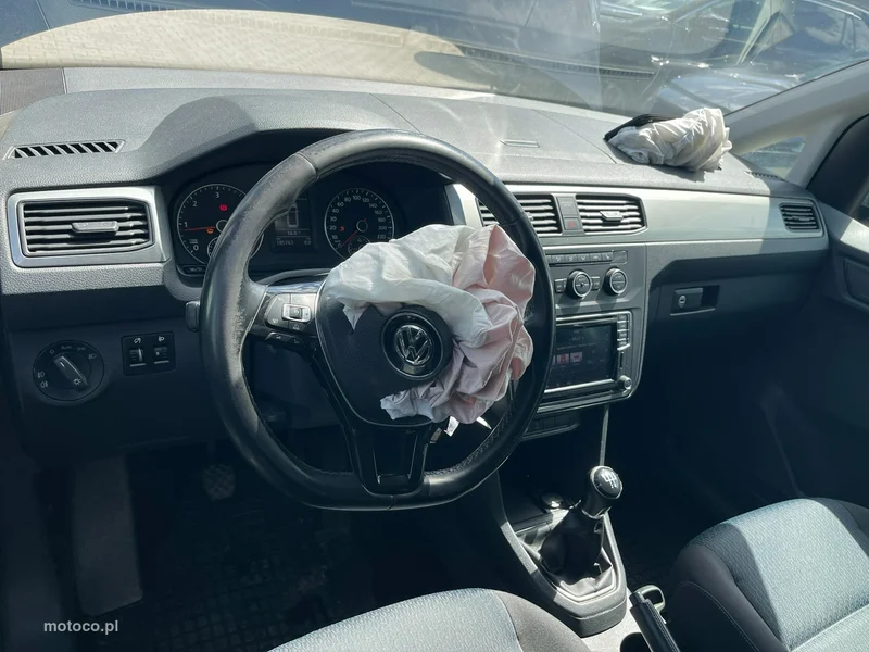 Volkswagen Caddy IV 6