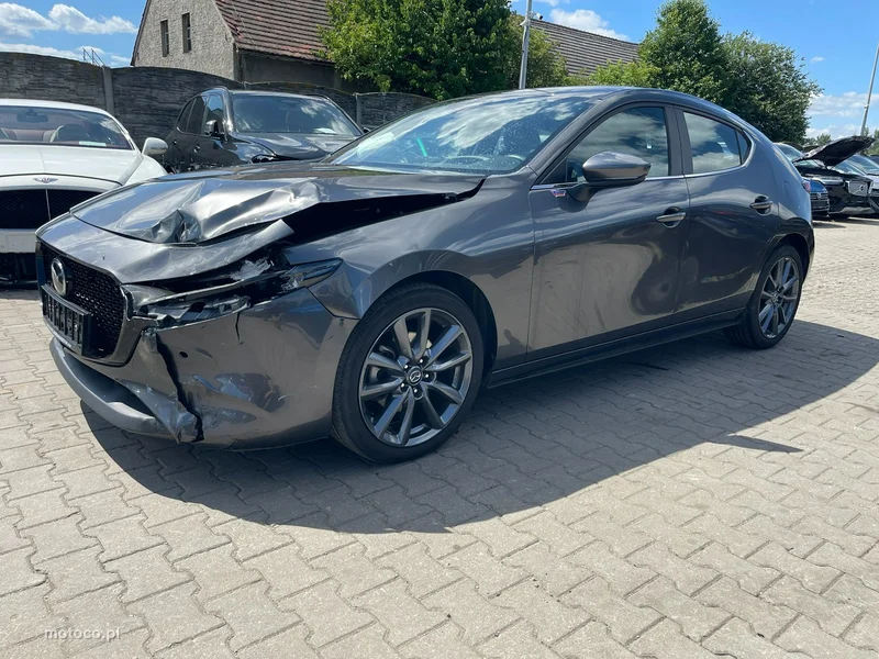 Mazda 3 5