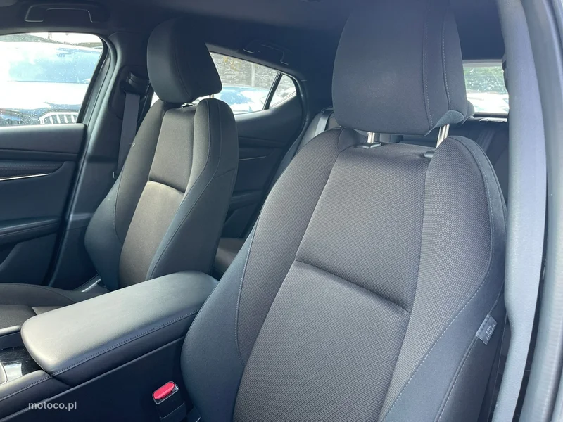 Mazda 3 10