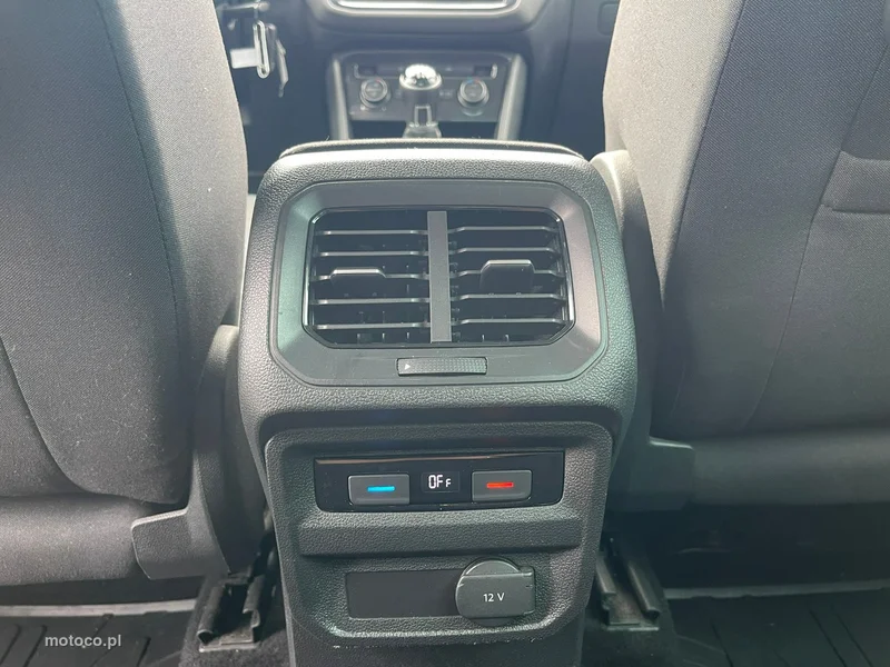 Volkswagen Tiguan AD 15