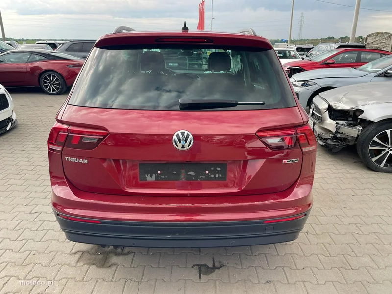 Volkswagen Tiguan AD 6