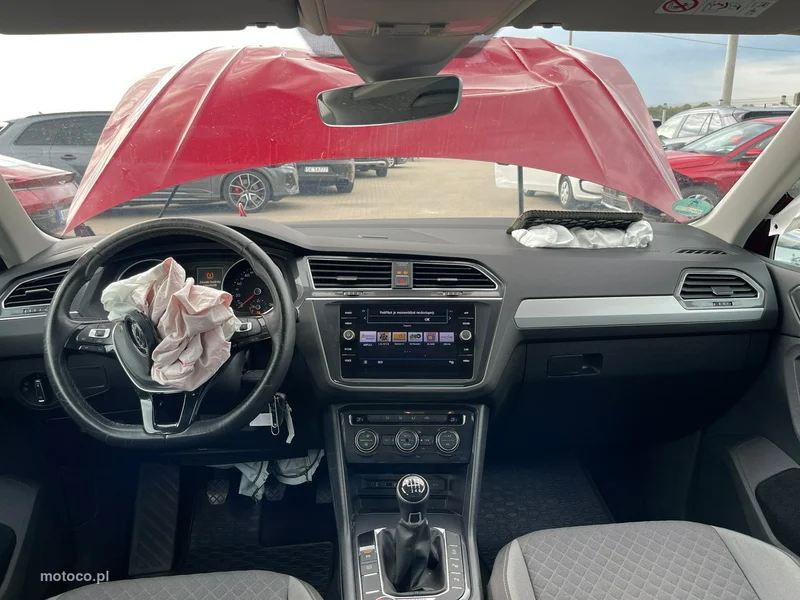 Volkswagen Tiguan AD 10