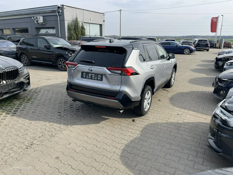 Toyota RAV 4 XA50 5