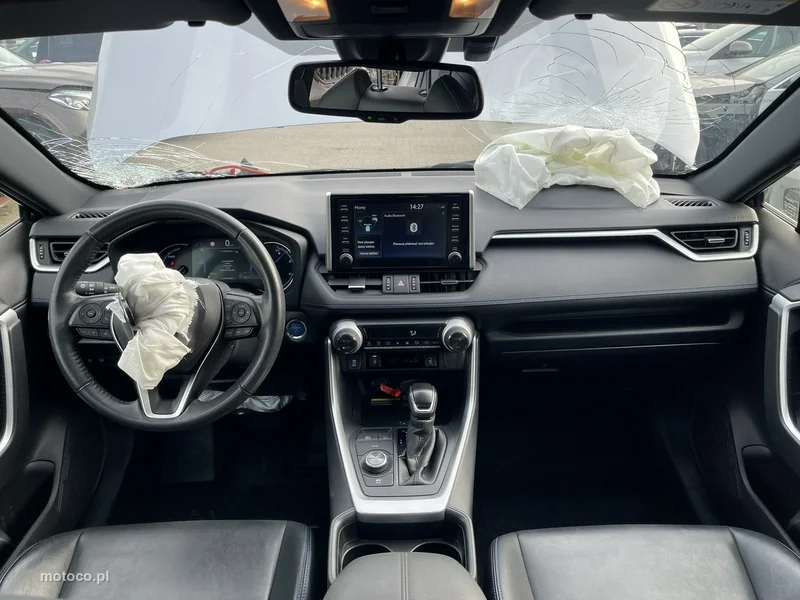Toyota RAV 4 XA50 10