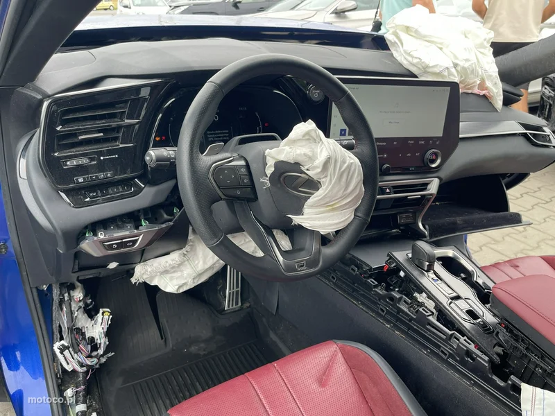 Lexus RX 7