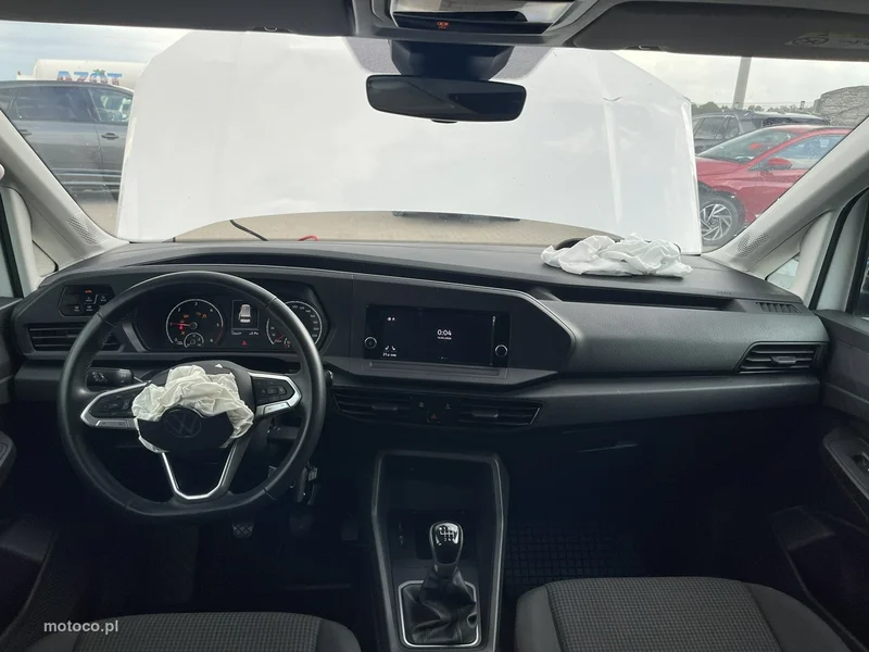 Volkswagen Caddy V 8