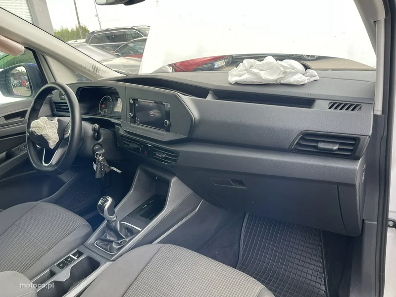 Volkswagen Caddy V 9
