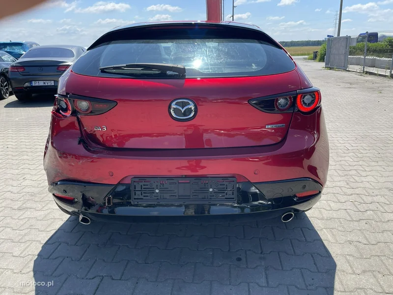 Mazda 3 5