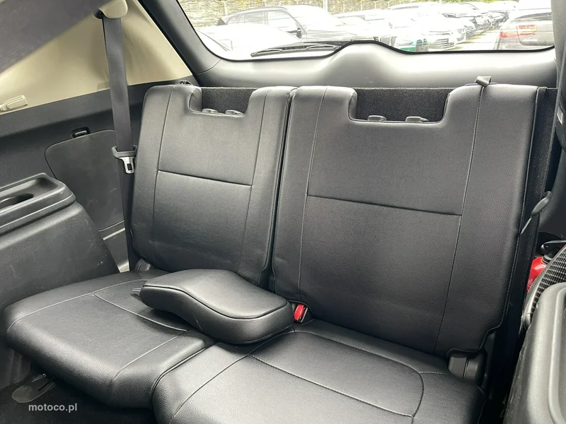 Mitsubishi Outlander 11