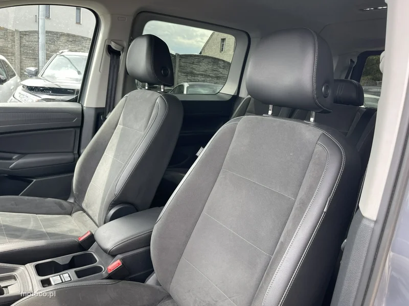 Volkswagen Caddy V 10