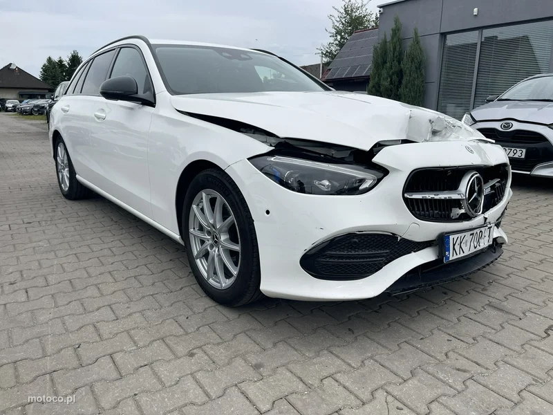 Mercedes-Benz Klasa C W206 C 220 5