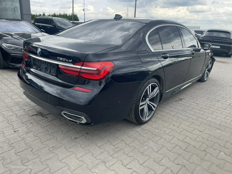 BMW Seria 7 G11 750 4