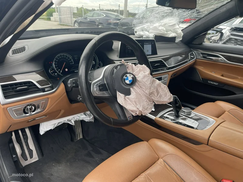 BMW Seria 7 G11 750 7