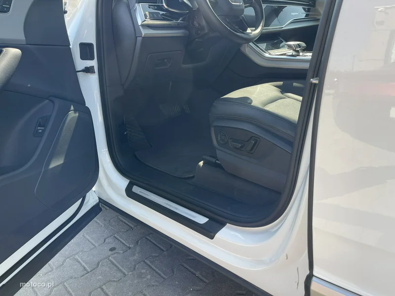 Audi Q7 4M 8