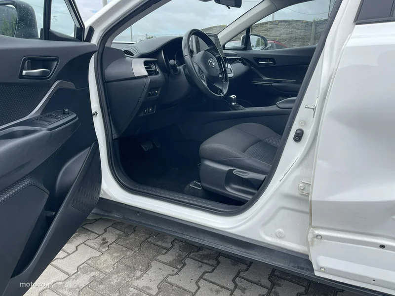 Toyota C-HR II 5